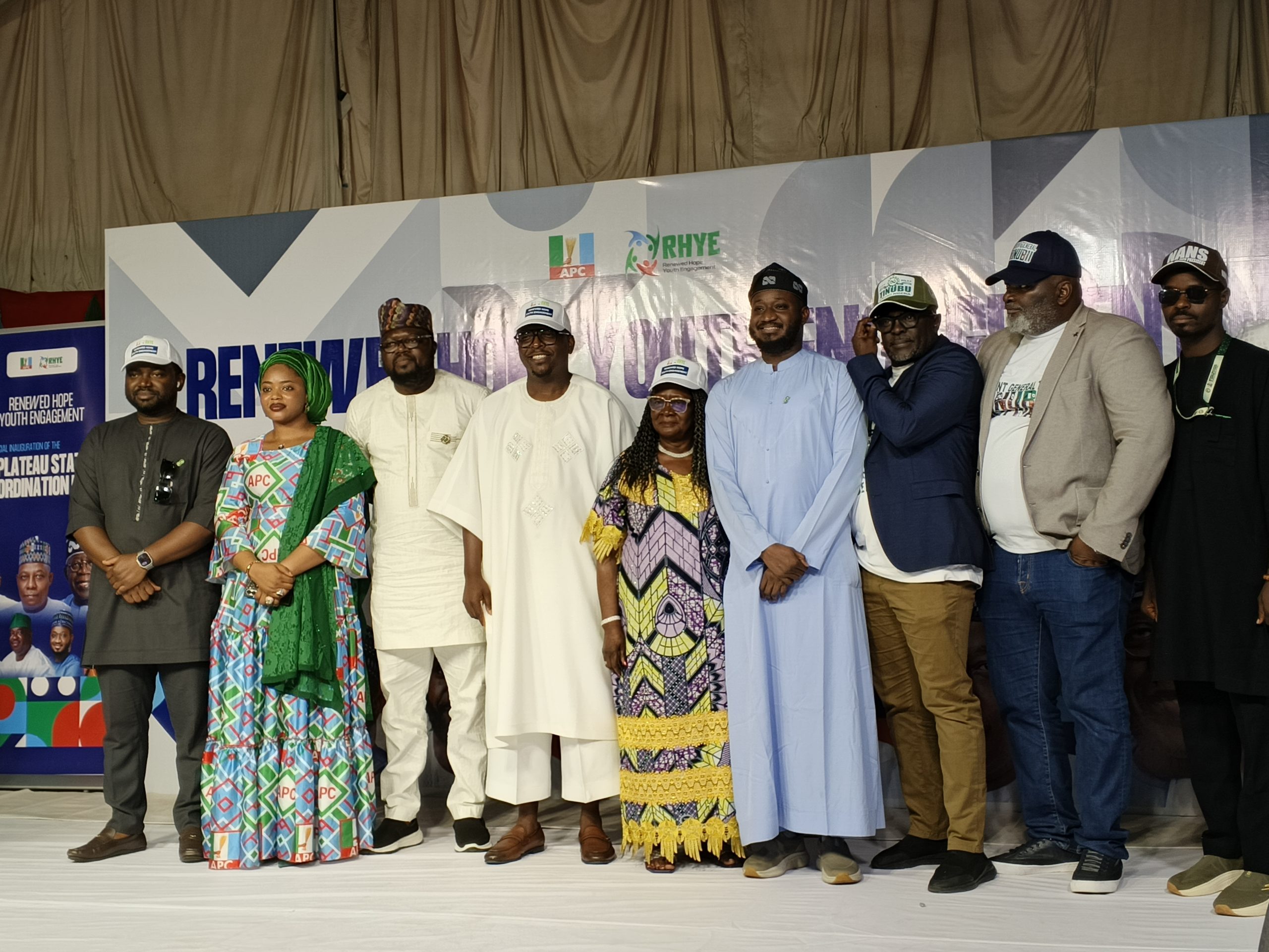 0 4064x3048 0 0 {} 0 12#